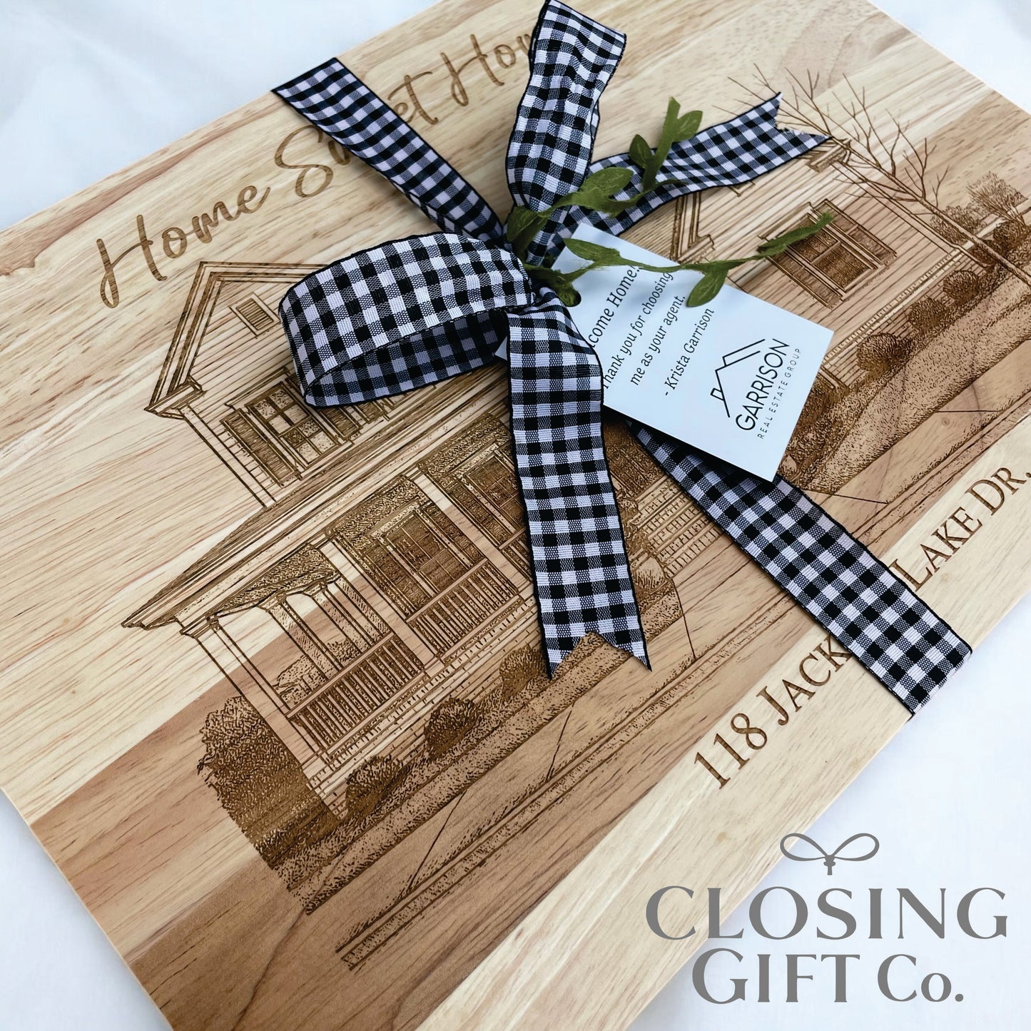 CUSTOM SKETCH OF HOME - ENGRAVED ON CUTTING BOARD