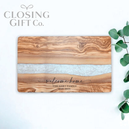 OLIVE WOOD & RESIN CUTTING BOARD